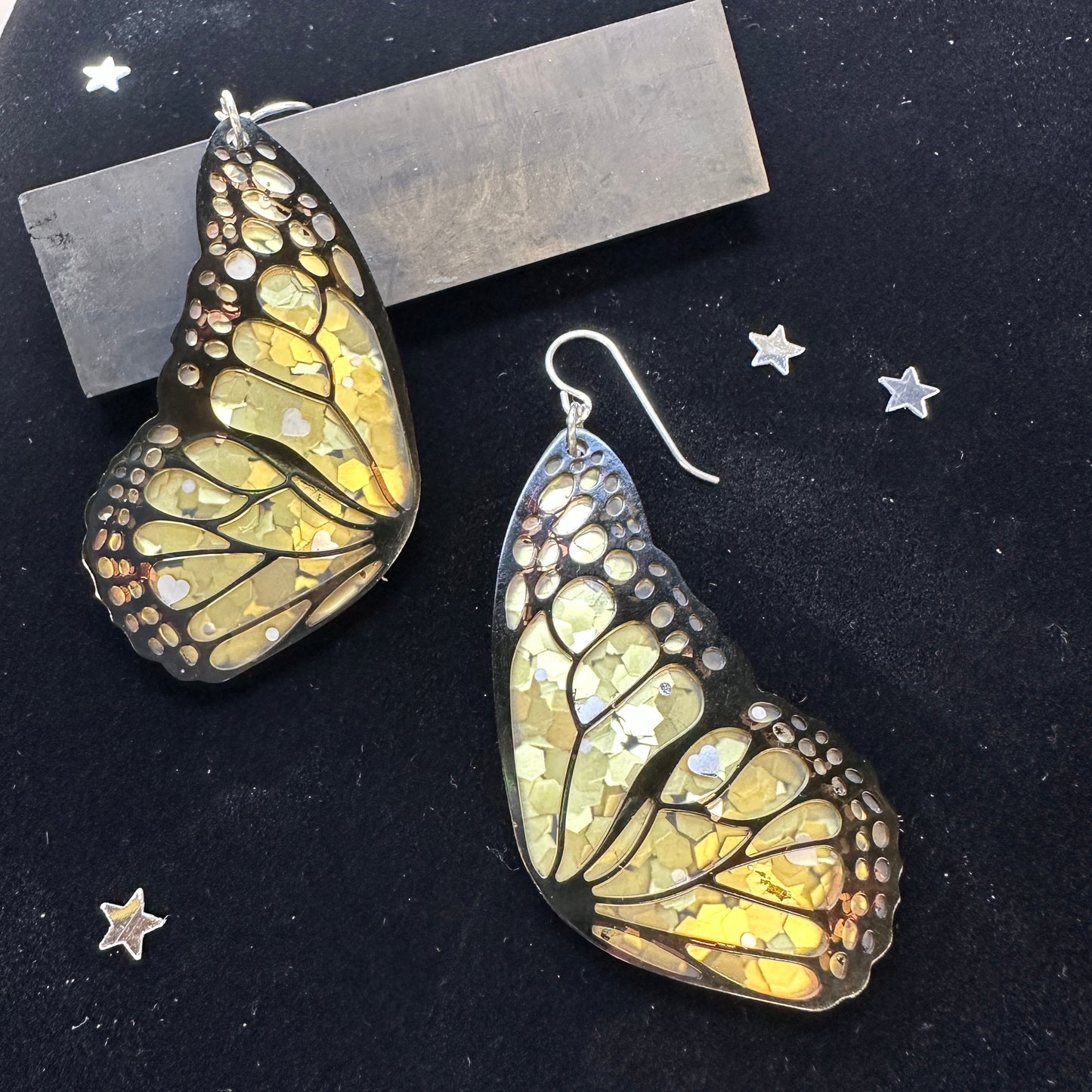 Frosted Champagne Gold Glitter Wings - Monarch